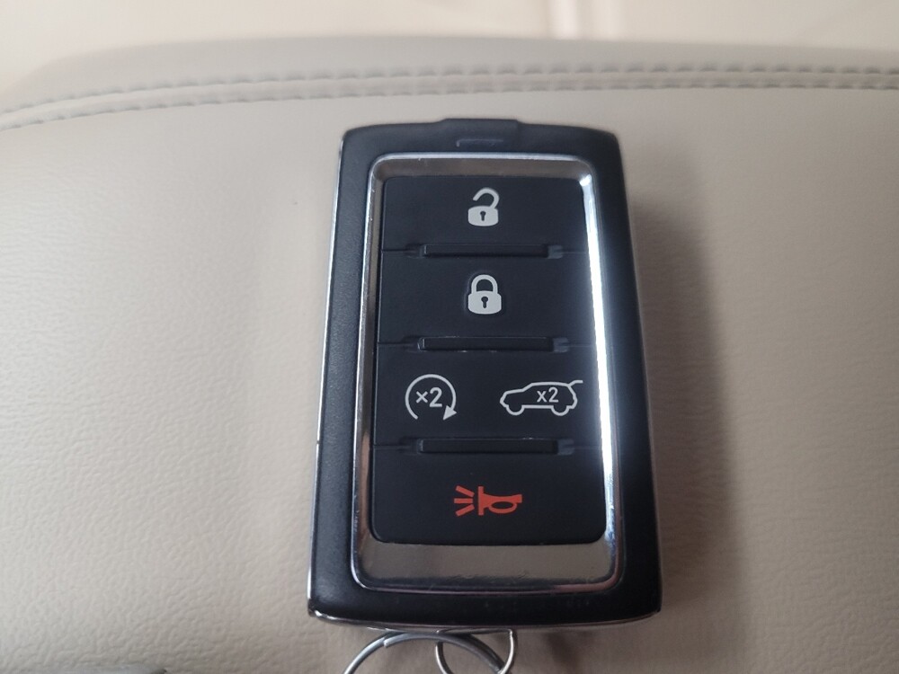 2021 Jeep Grand Cherokee L in Highland, IN 46322 - 18086083 32