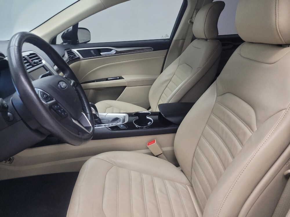 2016 Ford Fusion in Highland, IN 46322 - 18086086 17