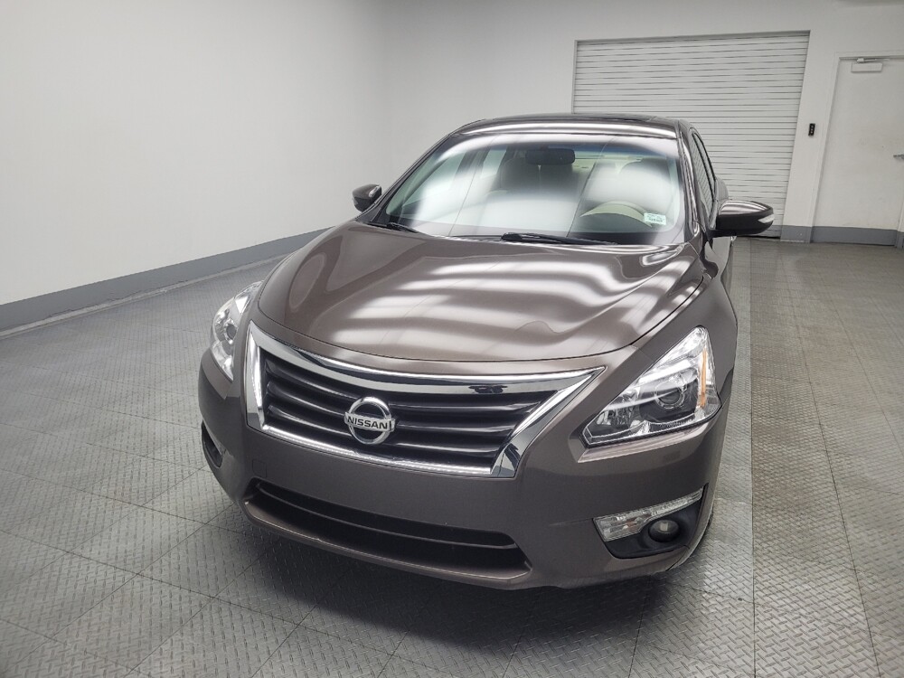 2015 Nissan Altima in Highland, IN 46322 - 18086088 15