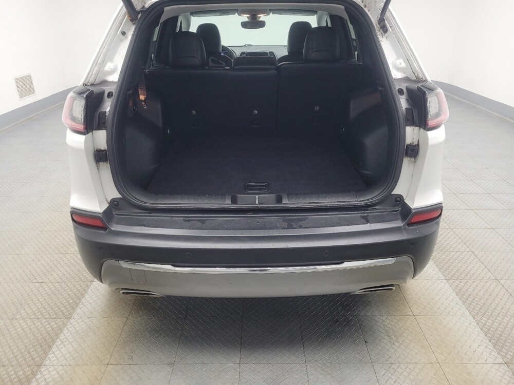 2019 Jeep Cherokee in Highland, IN 46322 - 18086095 29