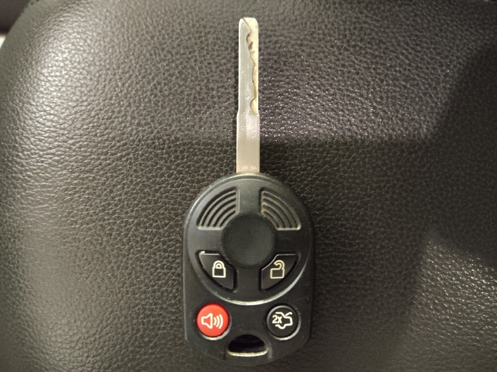 2017 Ford C-MAX in Live Oak, TX 78233 - 18086098 32