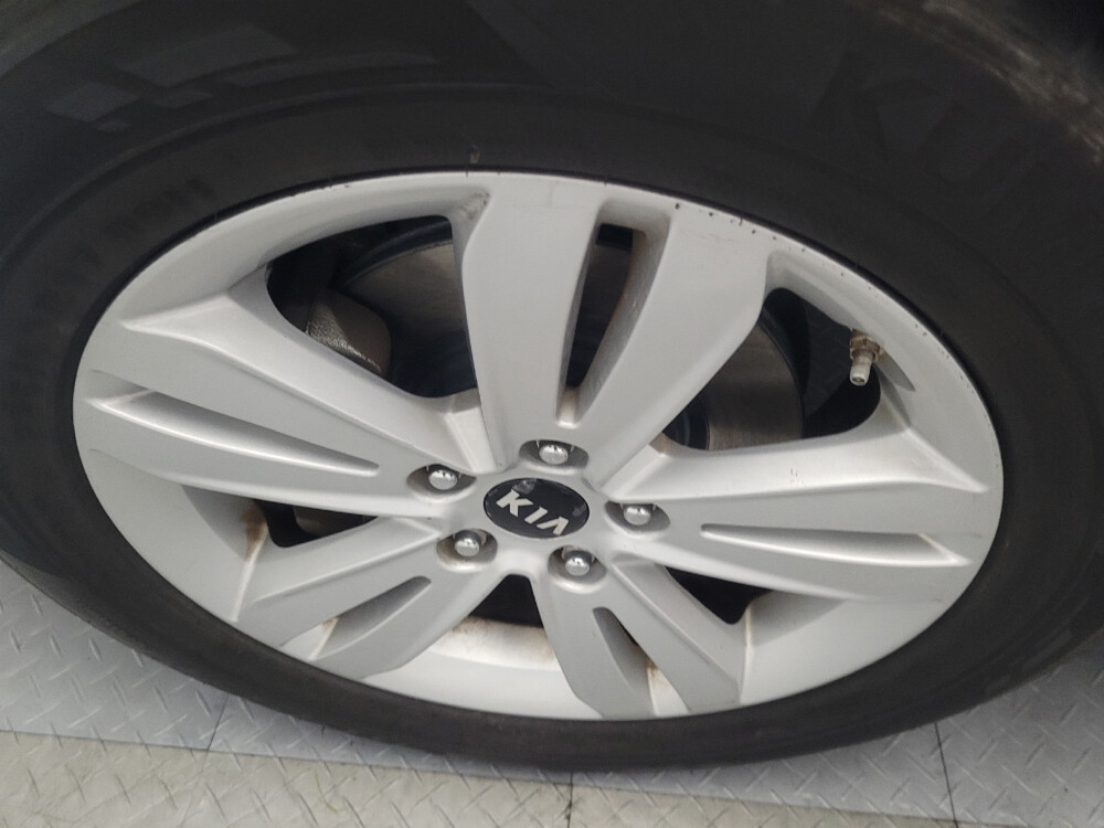 2017 Kia Sportage in Macon, GA 31210 - 18086100 31