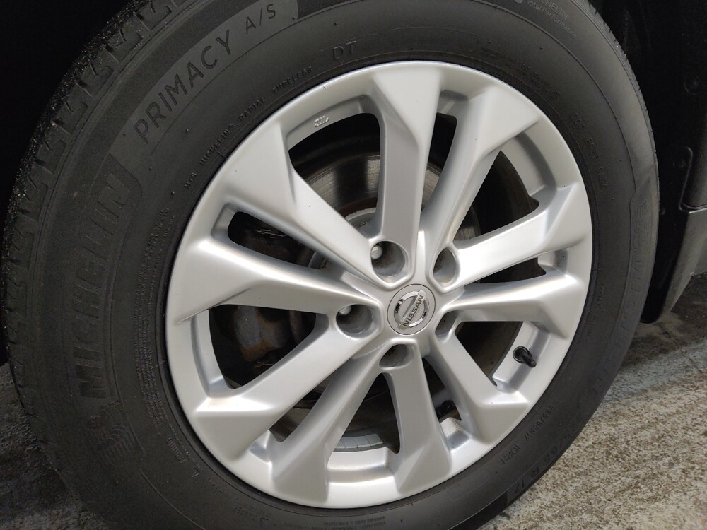 2016 Nissan Rogue in Cincinnati, OH 45255 - 18086101 30