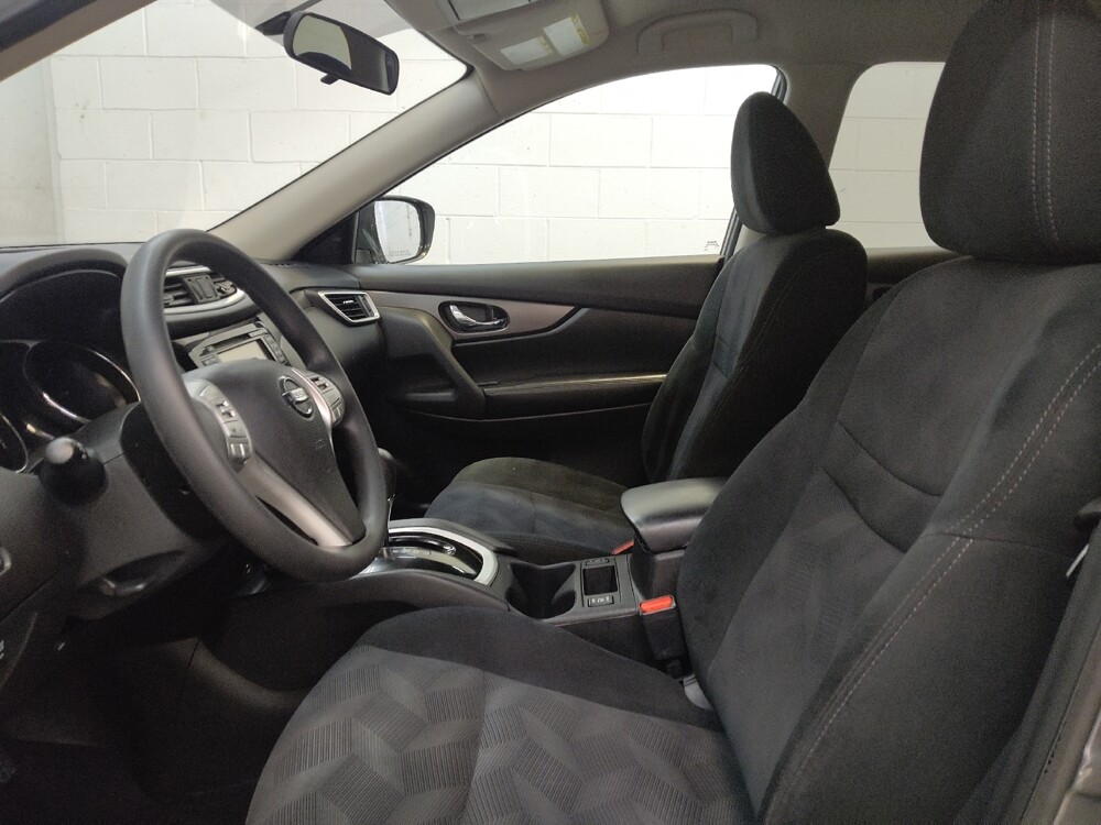 2016 Nissan Rogue in Cincinnati, OH 45255 - 18086101 17