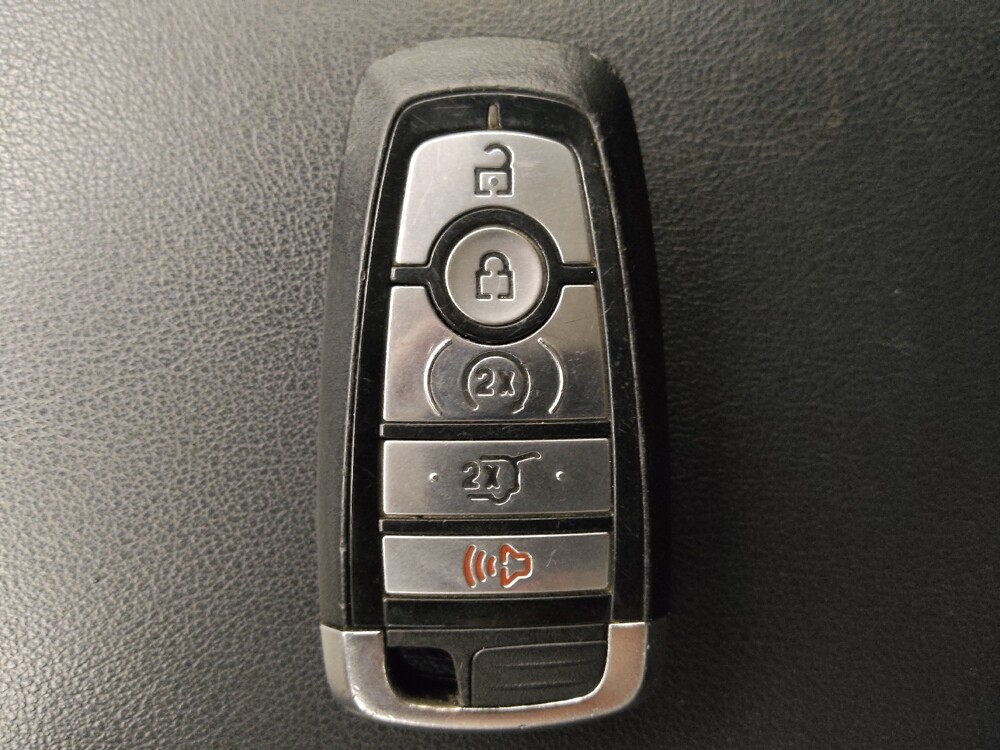 2022 Ford Edge in Live Oak, TX 78233 - 18086102 32