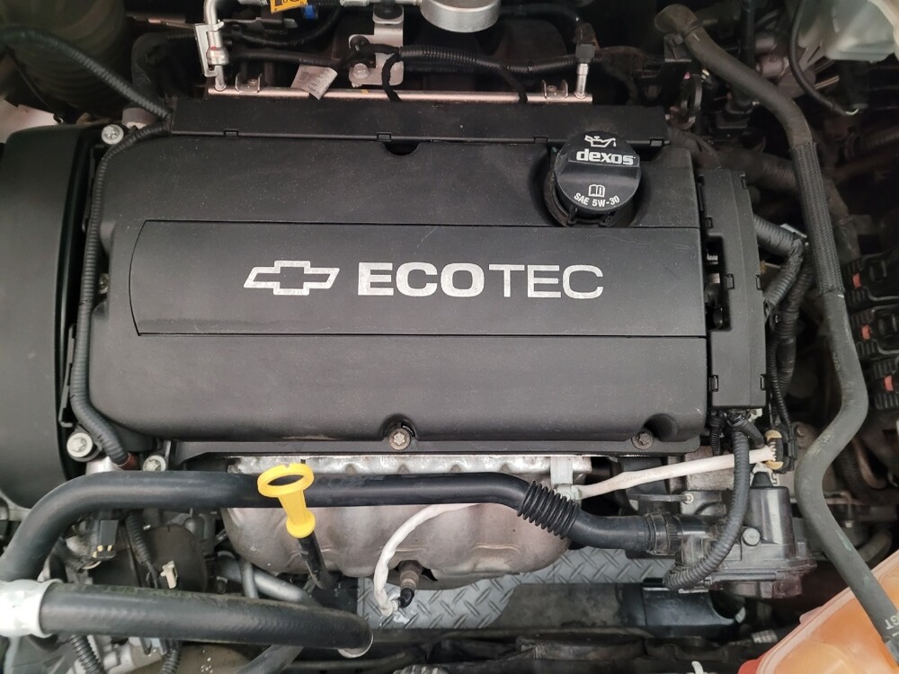 2015 Chevrolet Sonic in Riverside, CA 92504 - 18086103 30