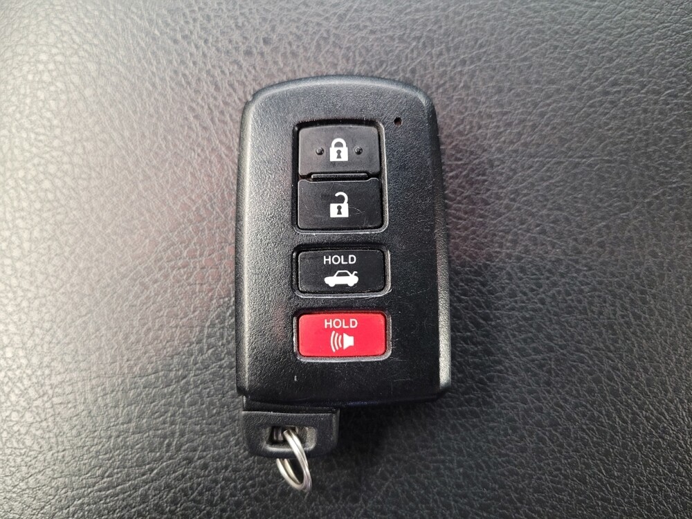 2017 Toyota Camry in Riverside, CA 92504 - 18086109 32