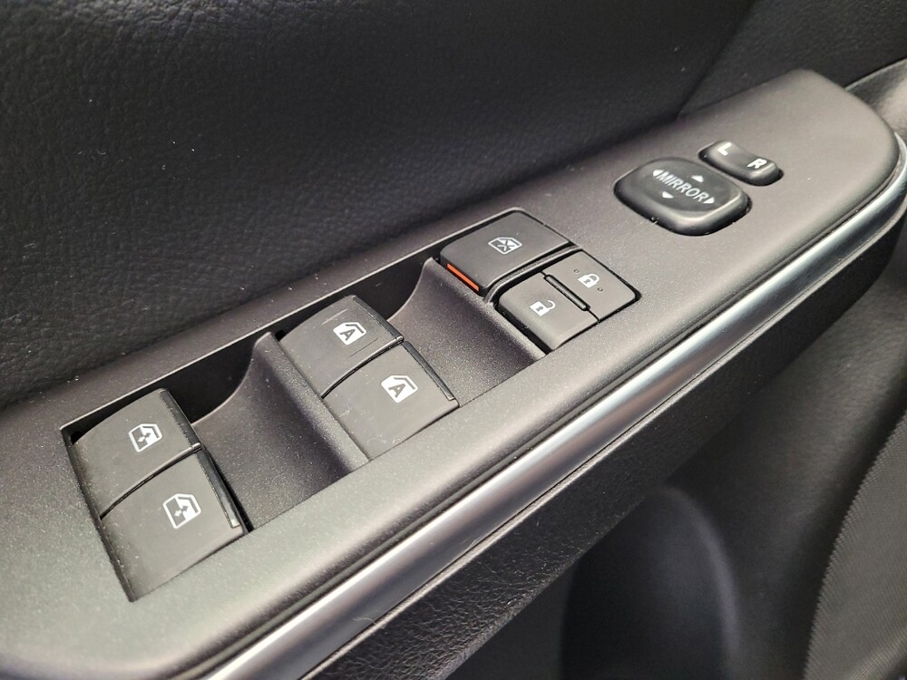 2017 Toyota Camry in Riverside, CA 92504 - 18086109 27