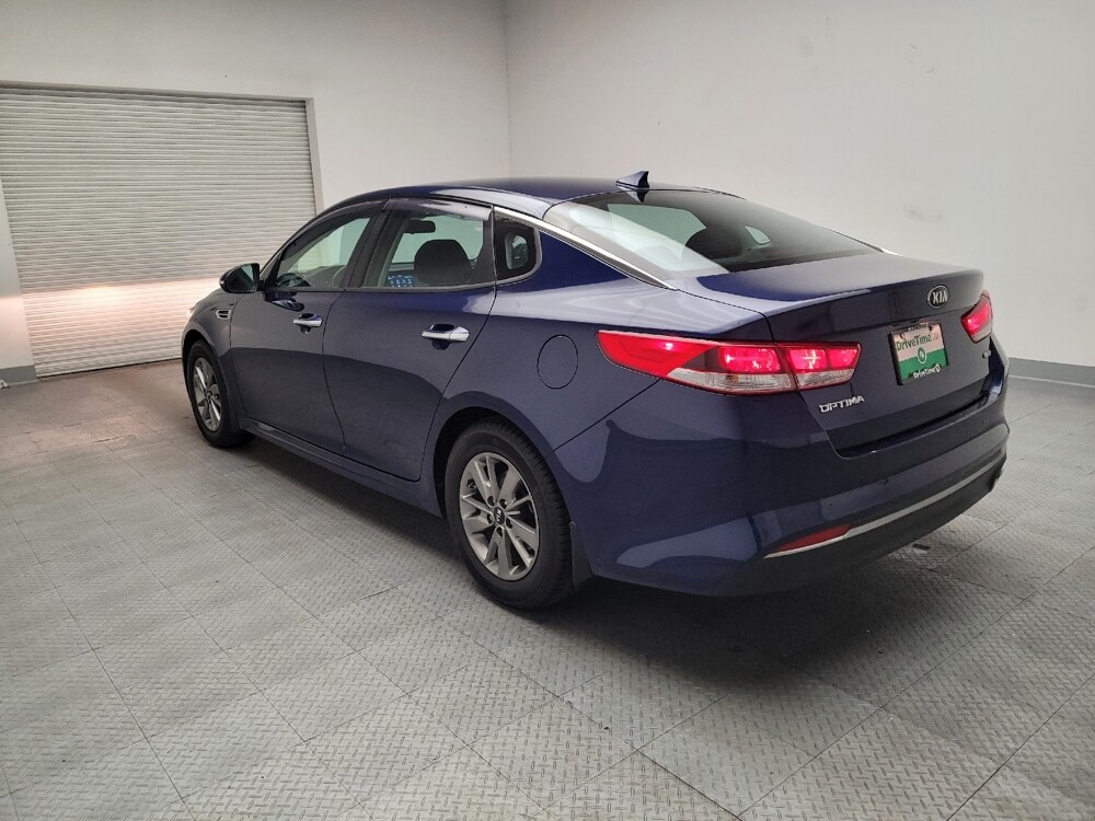 2018 Kia Optima in Riverside, CA 92504 - 18086111 5