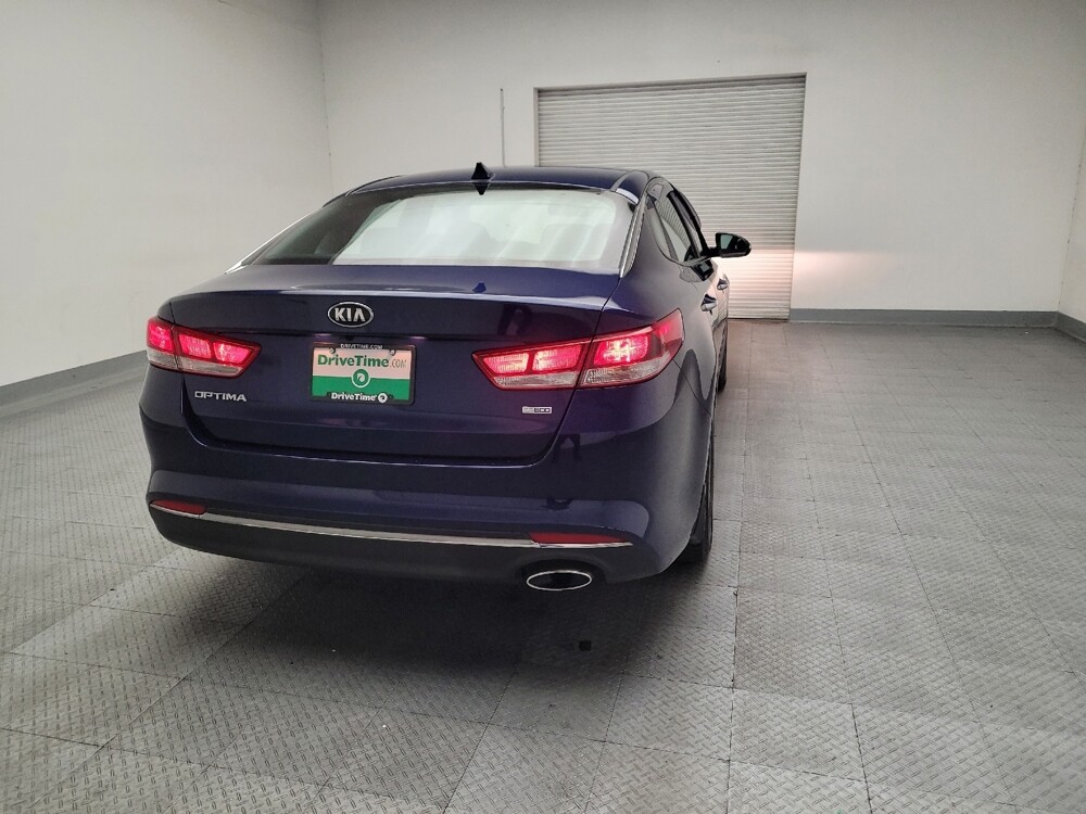 2018 Kia Optima in Riverside, CA 92504 - 18086111 7