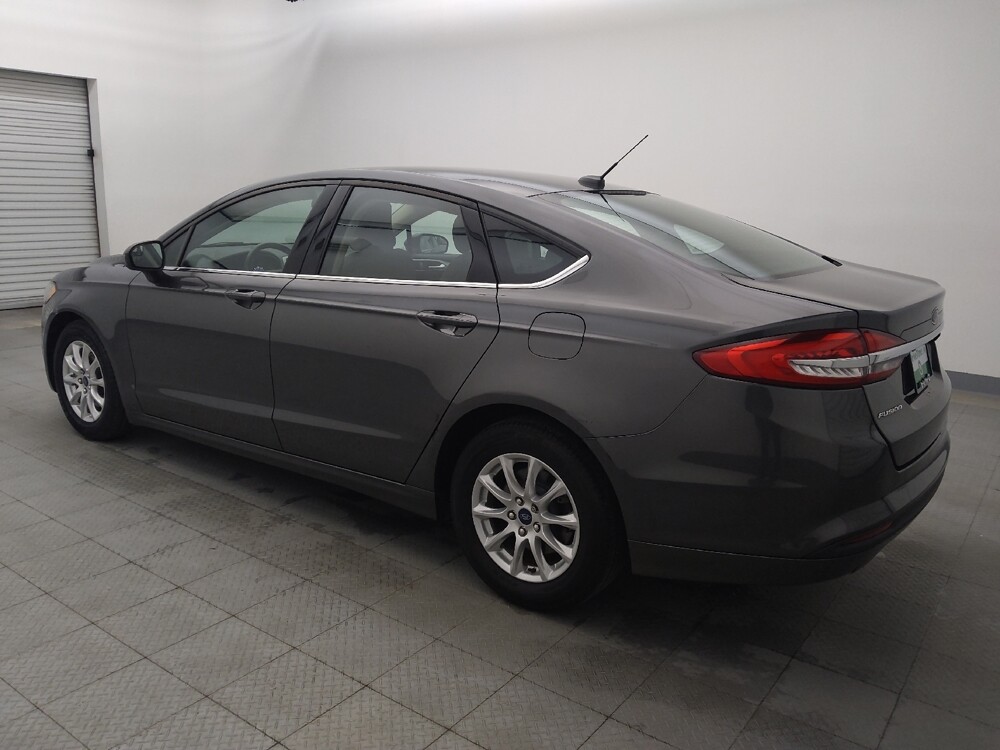 2018 Ford Fusion in Houston, TX 77034 - 18086121 3