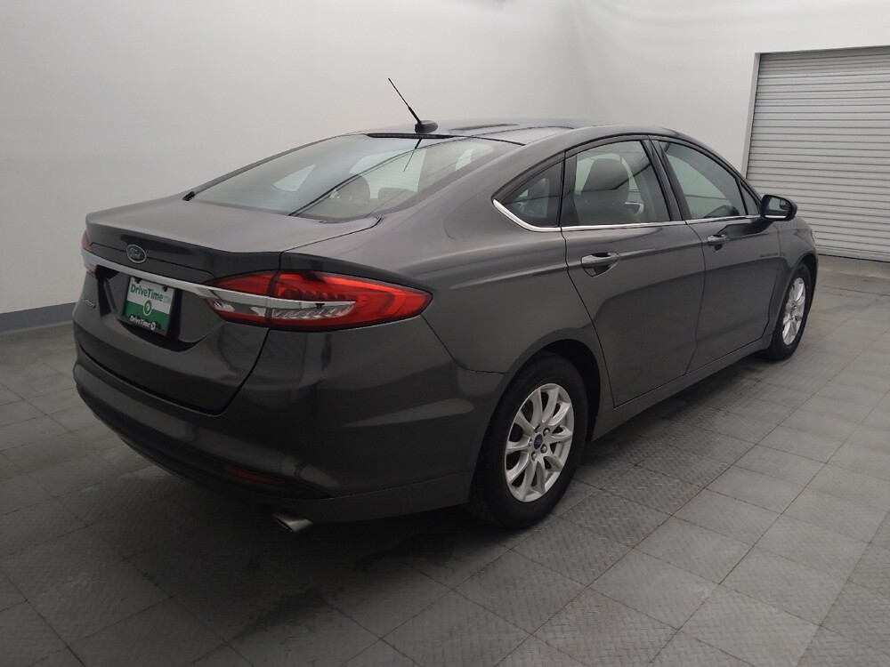 2018 Ford Fusion in Houston, TX 77034 - 18086121 9