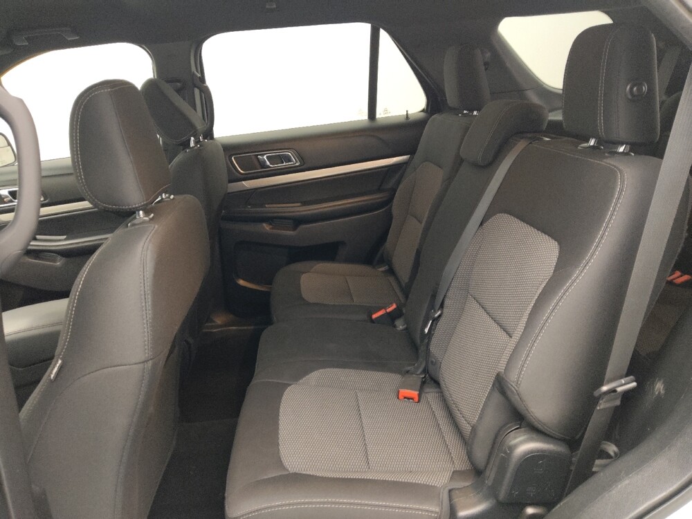 2018 Ford Explorer in Springfield, MO 65807 - 18086123 18