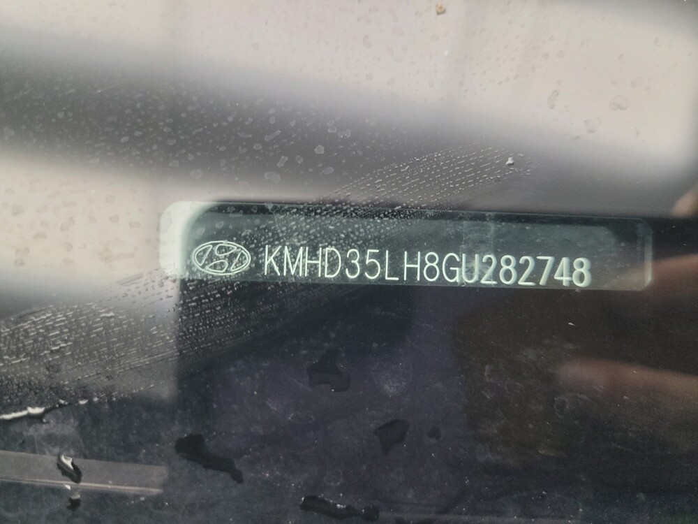 2016 Hyundai Elantra in Highland, IN 46322 - 18086124 33