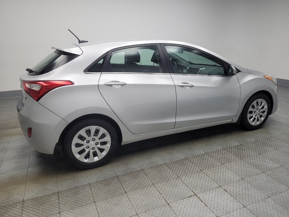 2016 Hyundai Elantra in Highland, IN 46322 - 18086124 10