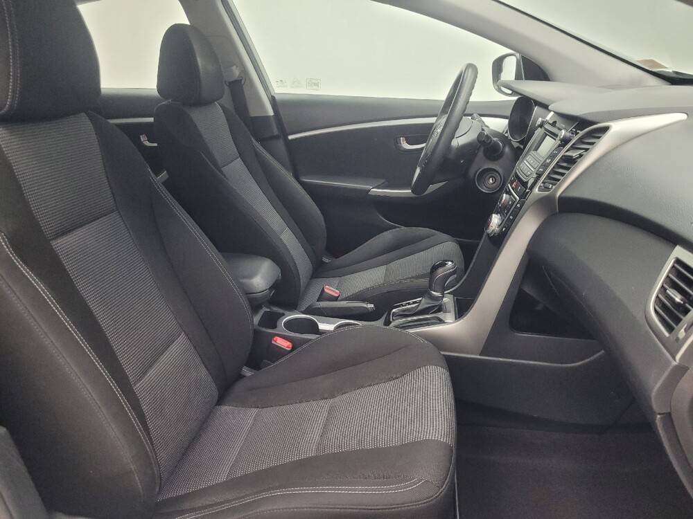 2016 Hyundai Elantra in Highland, IN 46322 - 18086124 21