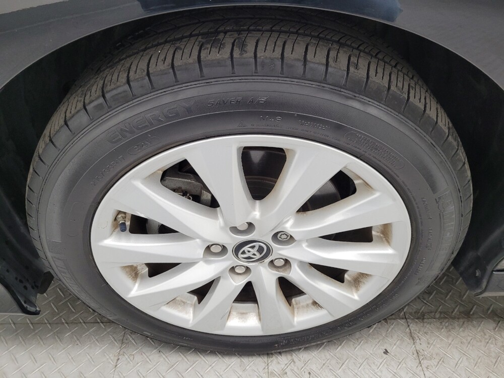 2019 Toyota Camry in Las Vegas, NV 89104 - 18086129 31