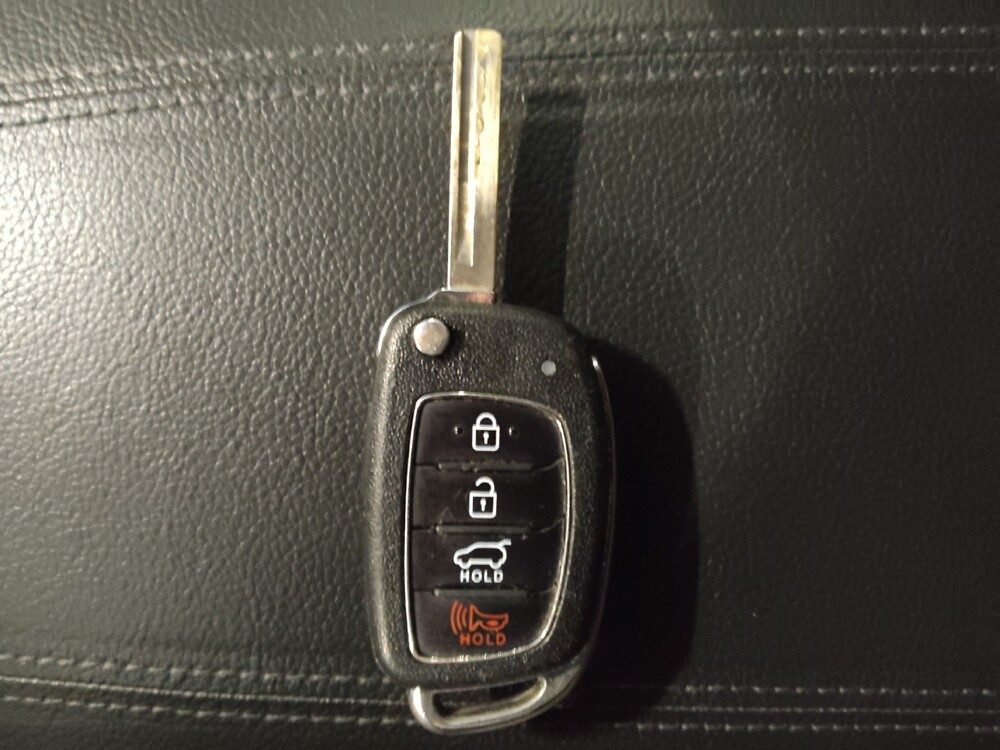 2018 Hyundai Santa Fe in Pensacola, FL 32505 - 18086139 32