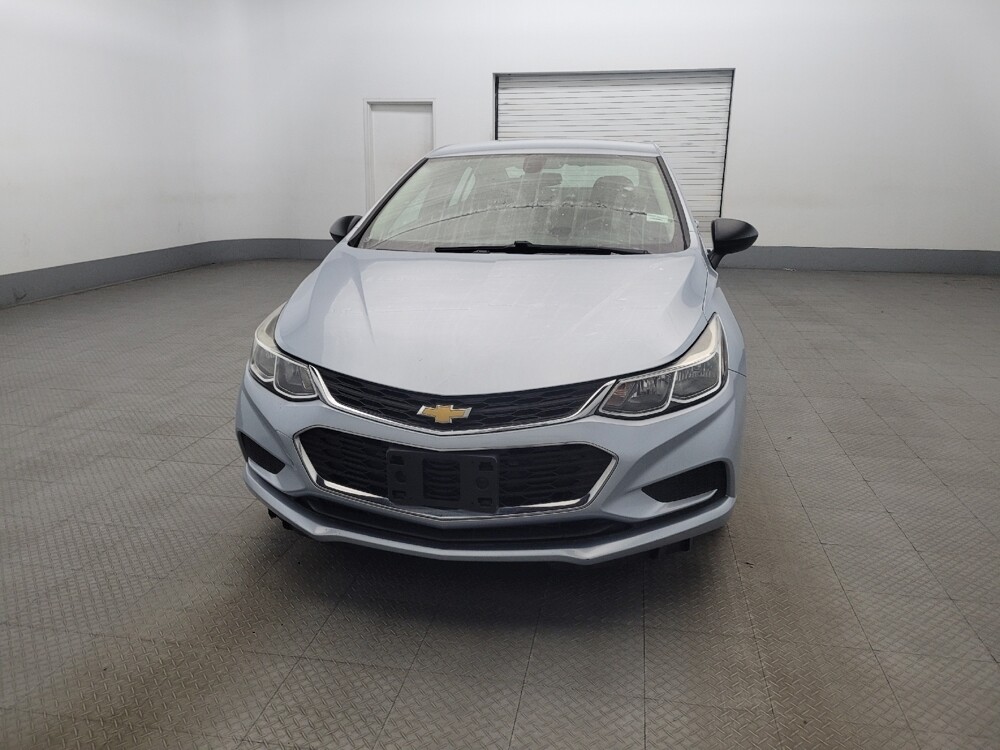 2018 Chevrolet Cruze in New Castle, DE 19720 - 18086152 15