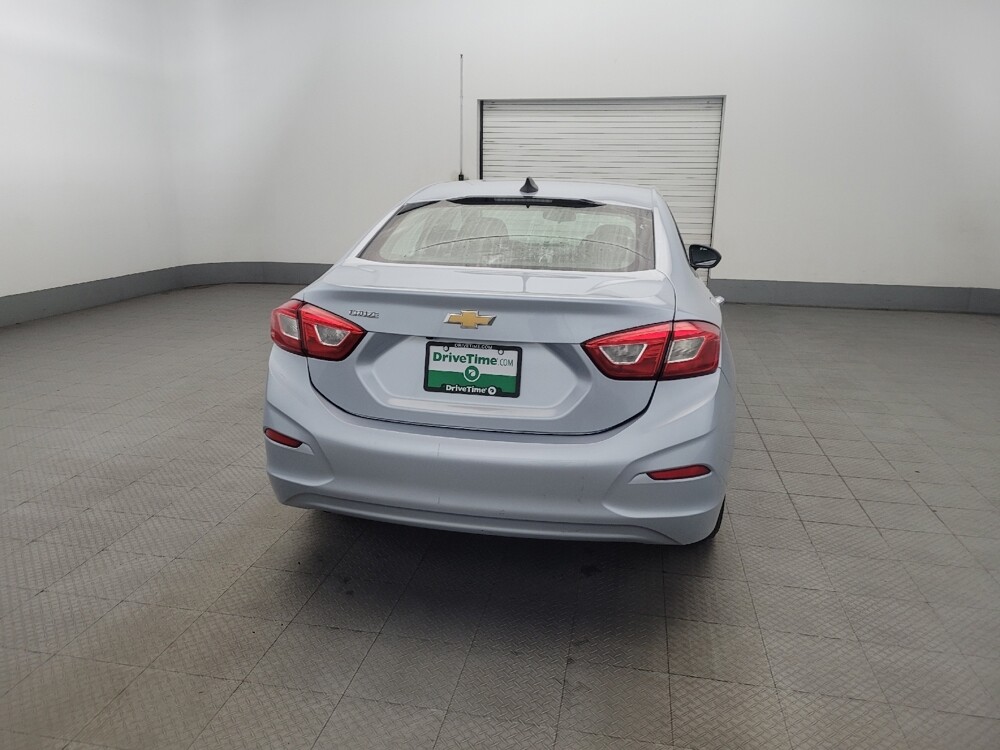 2018 Chevrolet Cruze in New Castle, DE 19720 - 18086152 7