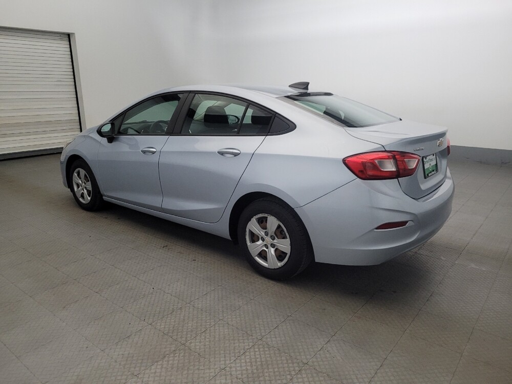 2018 Chevrolet Cruze in New Castle, DE 19720 - 18086152 5
