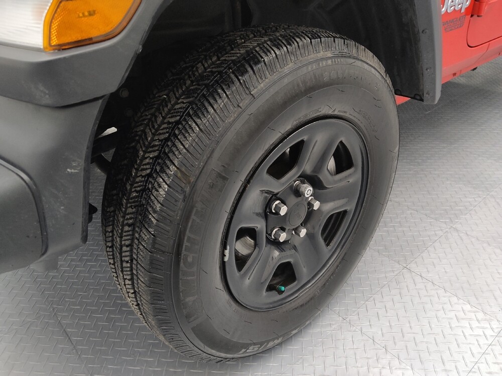 2018 Jeep Wrangler in Topeka, KS 66611 - 18086159 31