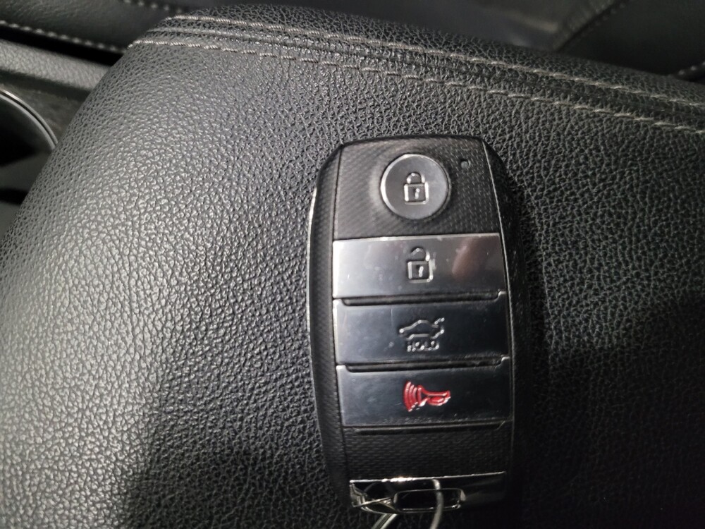 2019 Kia Optima in New Castle, DE 19720 - 18086161 32