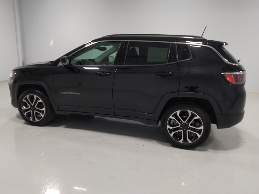 2022 Jeep Compass in Columbus, OH 43228 - 18086165 3
