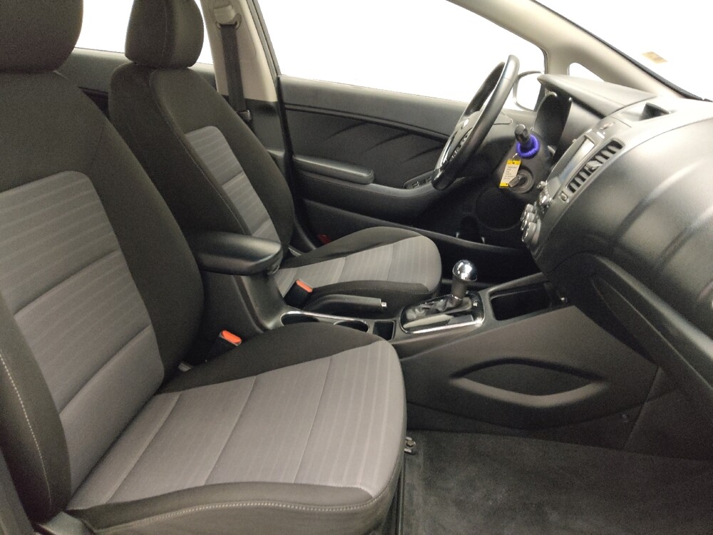 2018 Kia Forte in Chattanooga, TN 37421 - 18086167 21