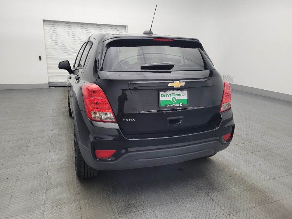 2019 Chevrolet Trax in Hialeah, FL 33014 - 18086171 6