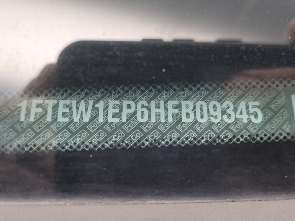 2017 Ford F150 in Indianapolis, IN 46222 - 18086174 33