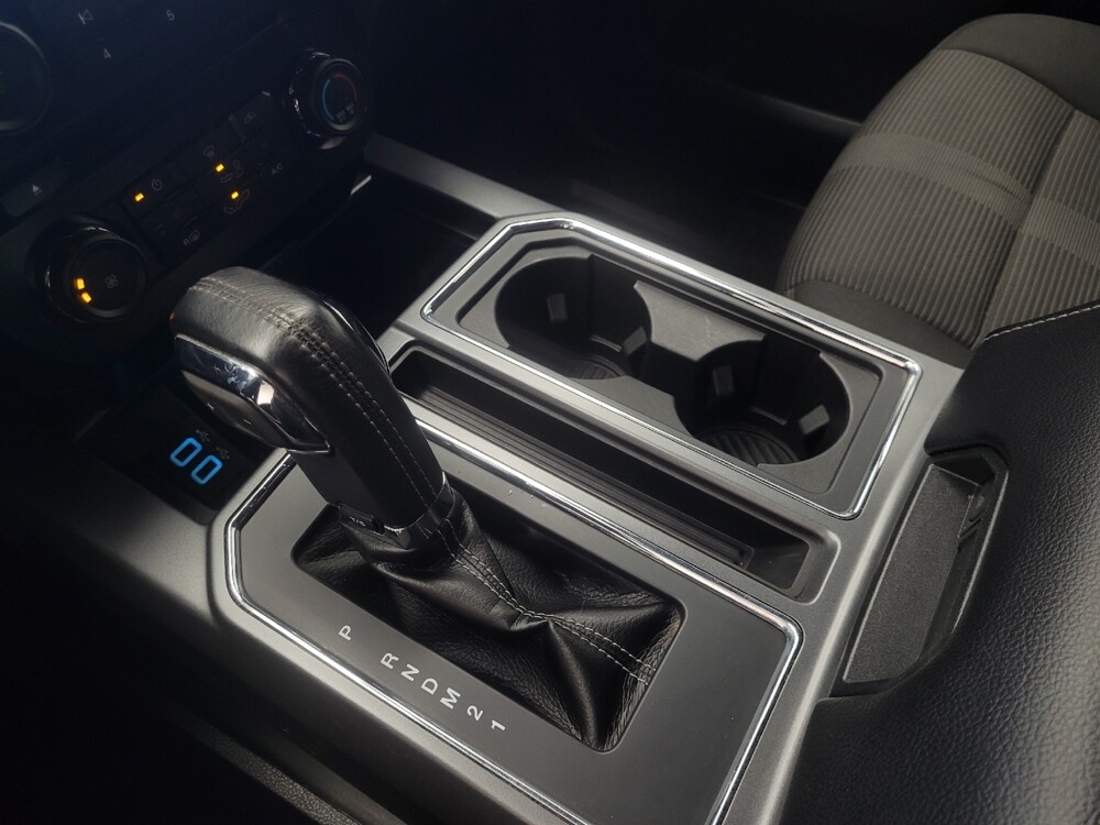 2017 Ford F150 in Indianapolis, IN 46222 - 18086174 26