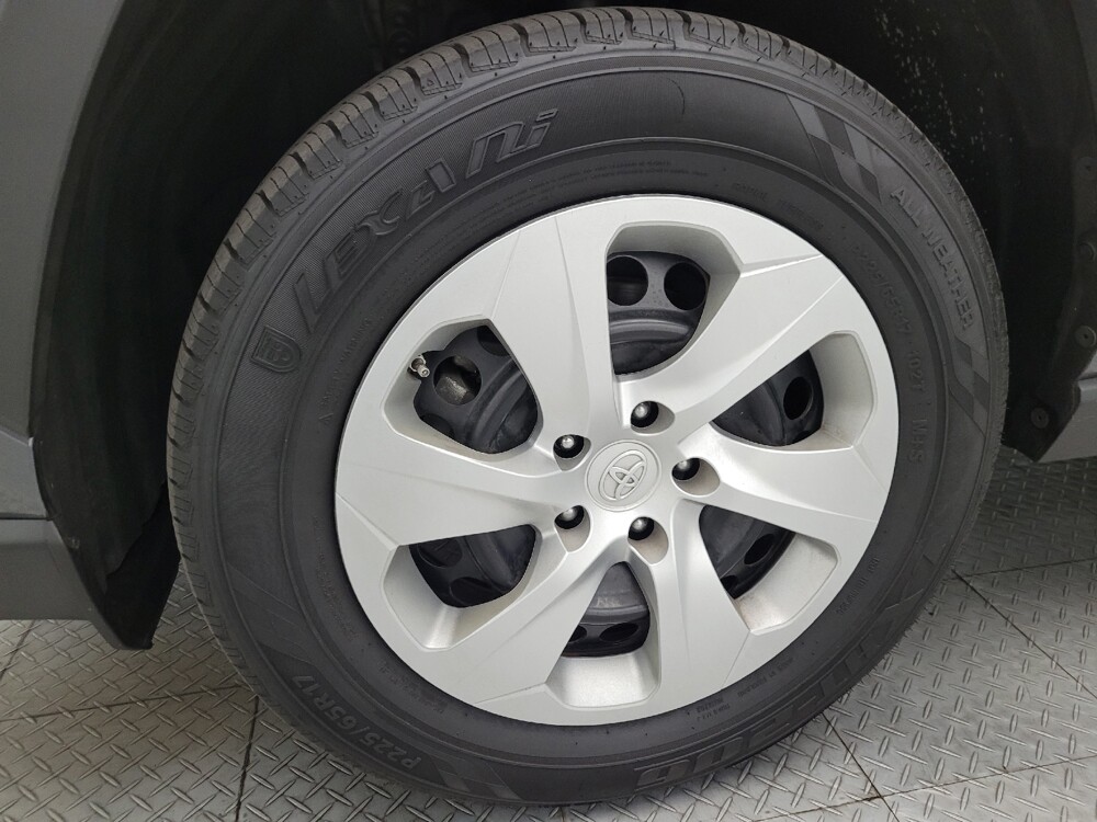 2021 Toyota RAV4 in Phoenix, AZ 85022 - 18086175 31