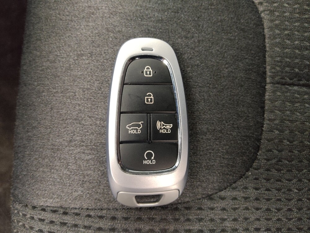 2022 Hyundai Santa Fe in Lakewood, CO 80215 - 18086177 32