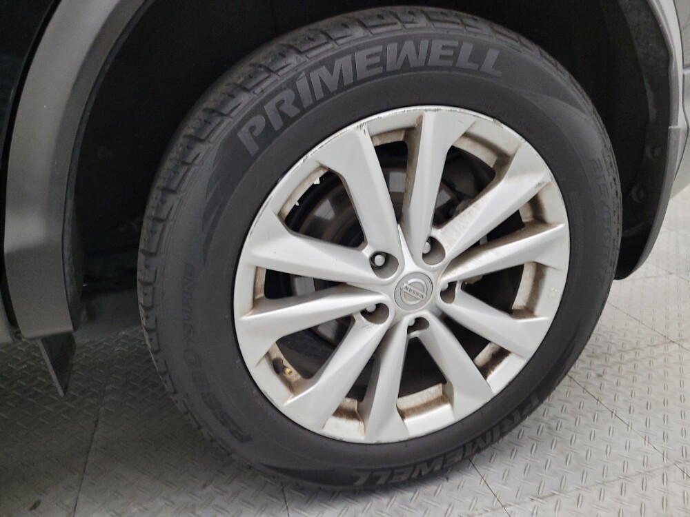 2017 Nissan Rogue Sport in Glendale, AZ 85301 - 18086189 31