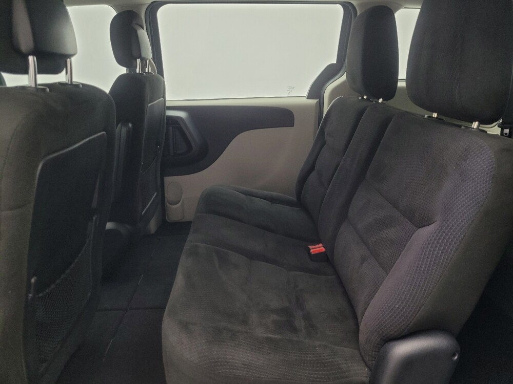 2015 Dodge Grand Caravan in Indianapolis, IN 46222 - 18086193 18