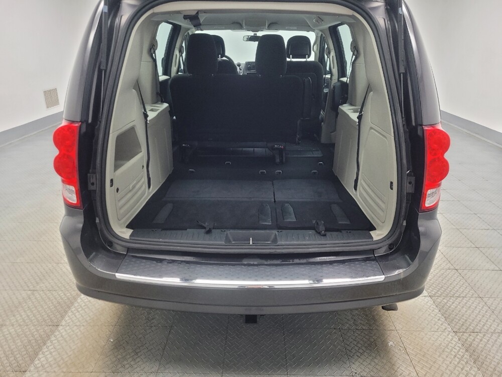 2015 Dodge Grand Caravan in Indianapolis, IN 46222 - 18086193 29