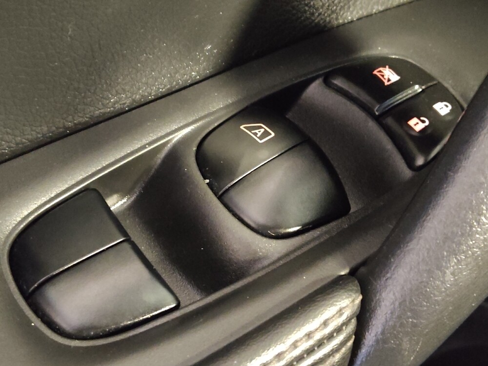 2018 Nissan Rogue in San Antonio, TX 78238 - 18086200 27