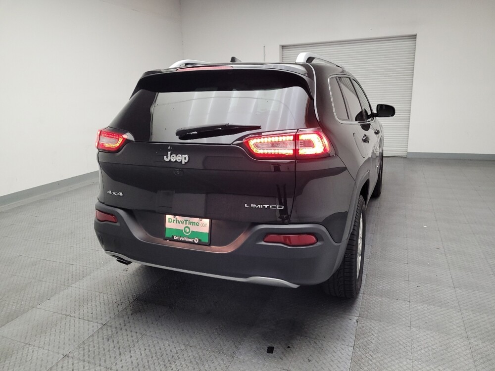 2016 Jeep Cherokee in Riverside, CA 92504 - 18086208 7