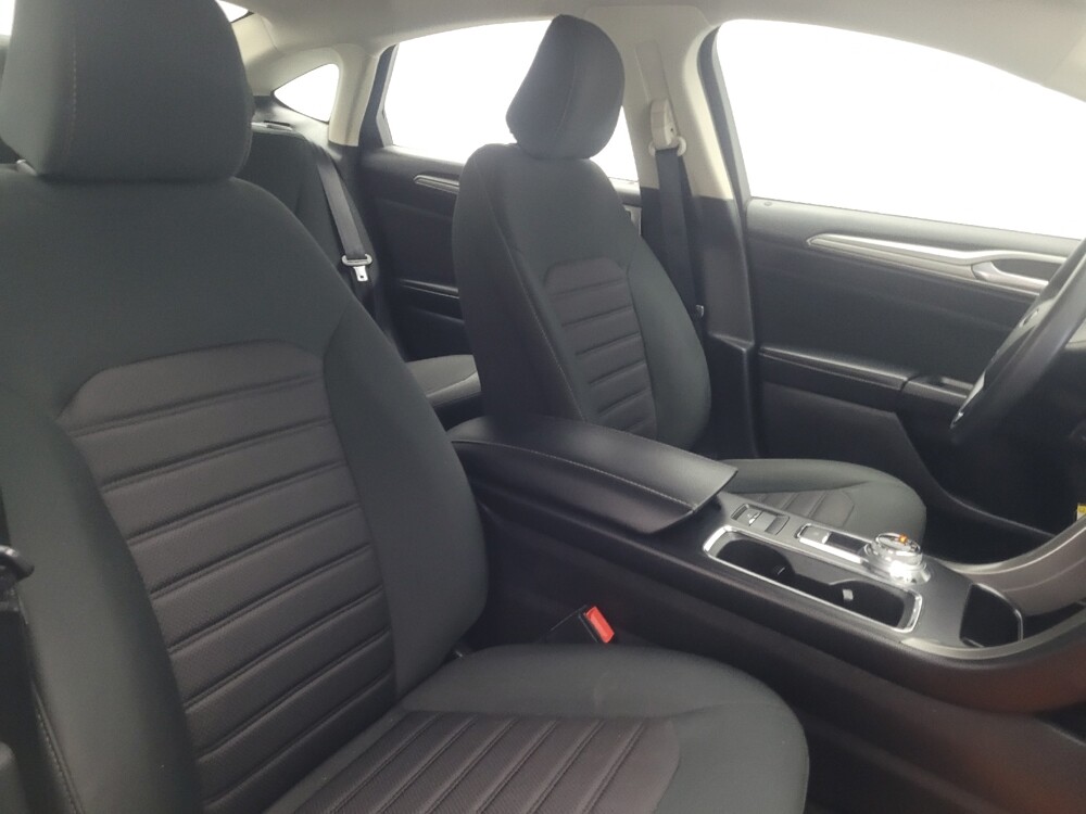 2020 Ford Fusion in Morrow, GA 30260 - 18086213 21