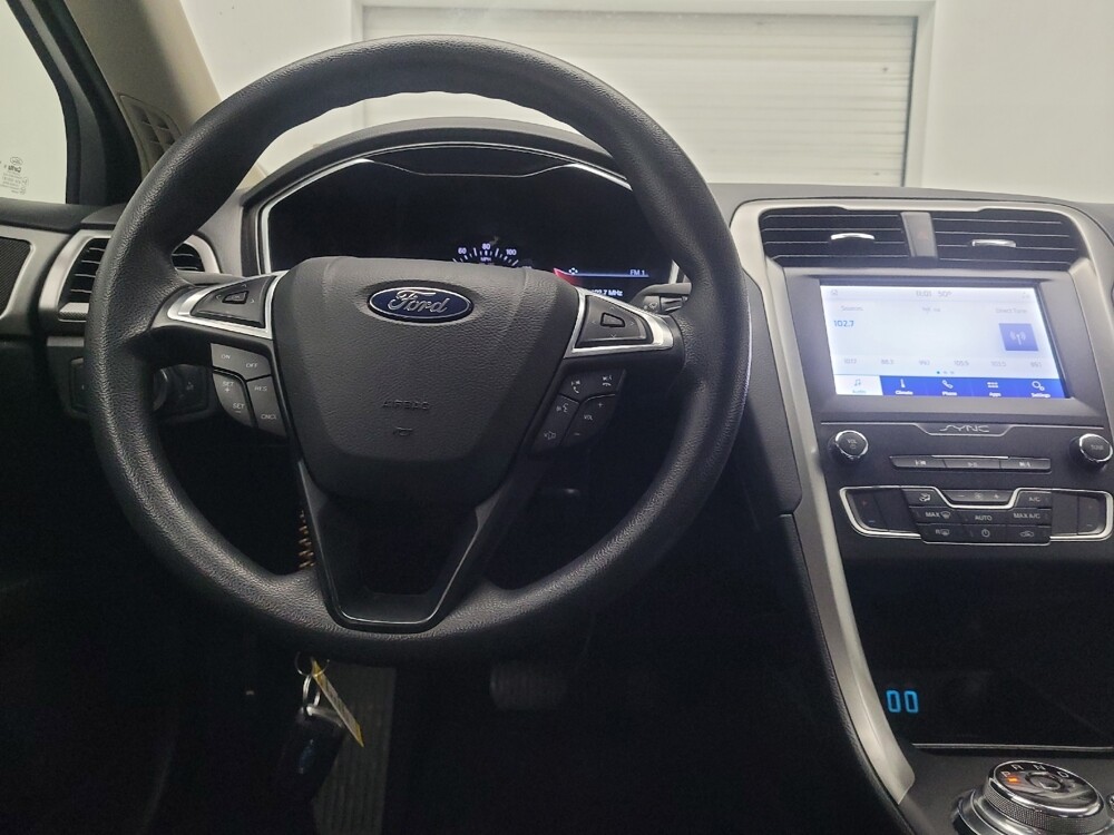 2020 Ford Fusion in Morrow, GA 30260 - 18086213 22
