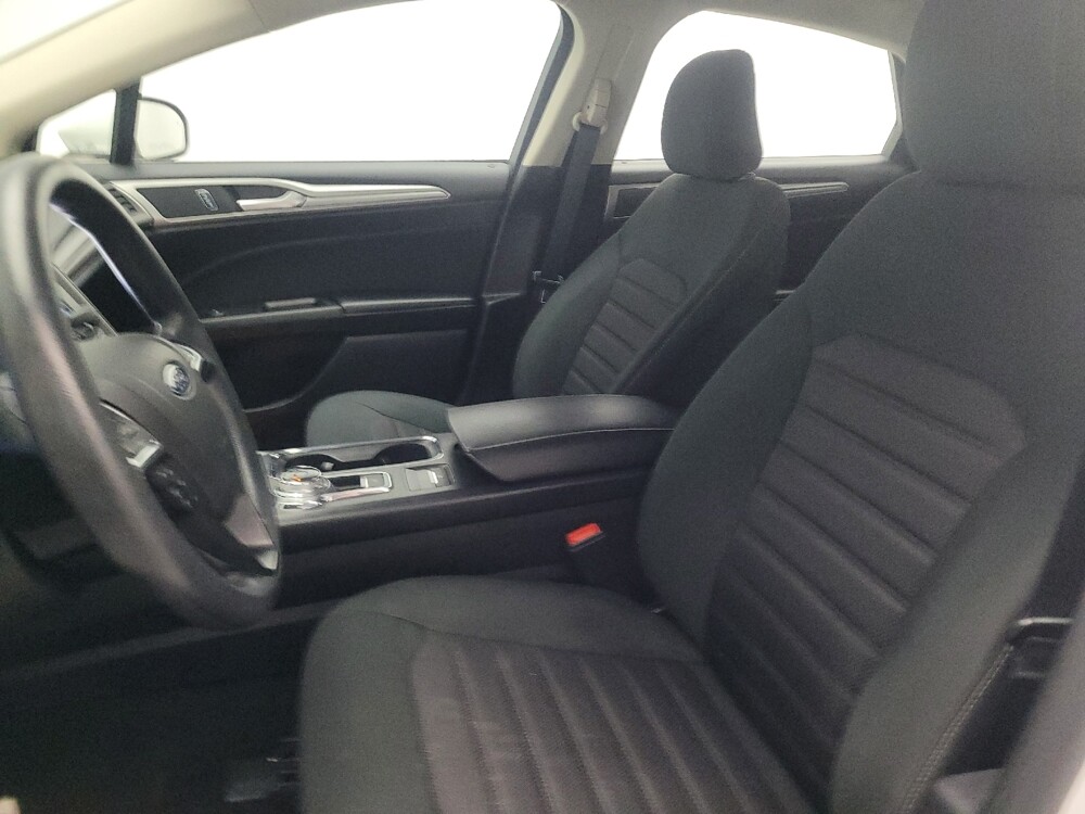 2020 Ford Fusion in Morrow, GA 30260 - 18086213 17