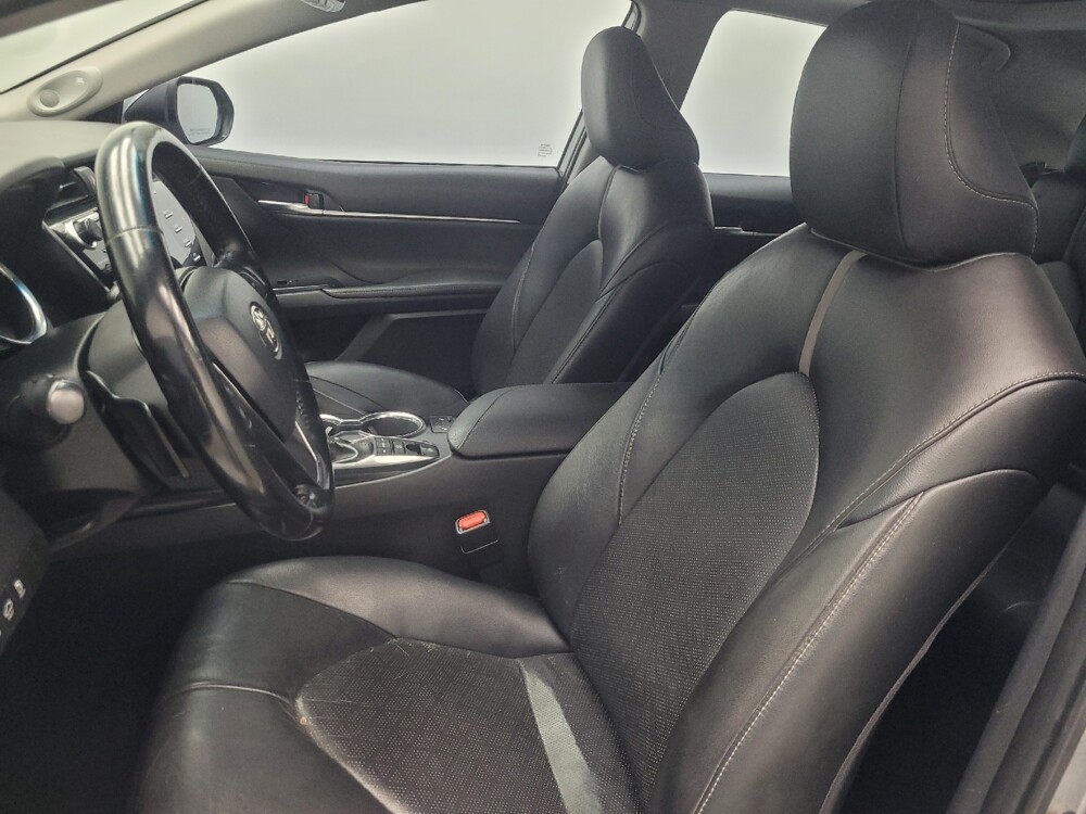 2019 Toyota Camry in Highland, IN 46322 - 18086221 17