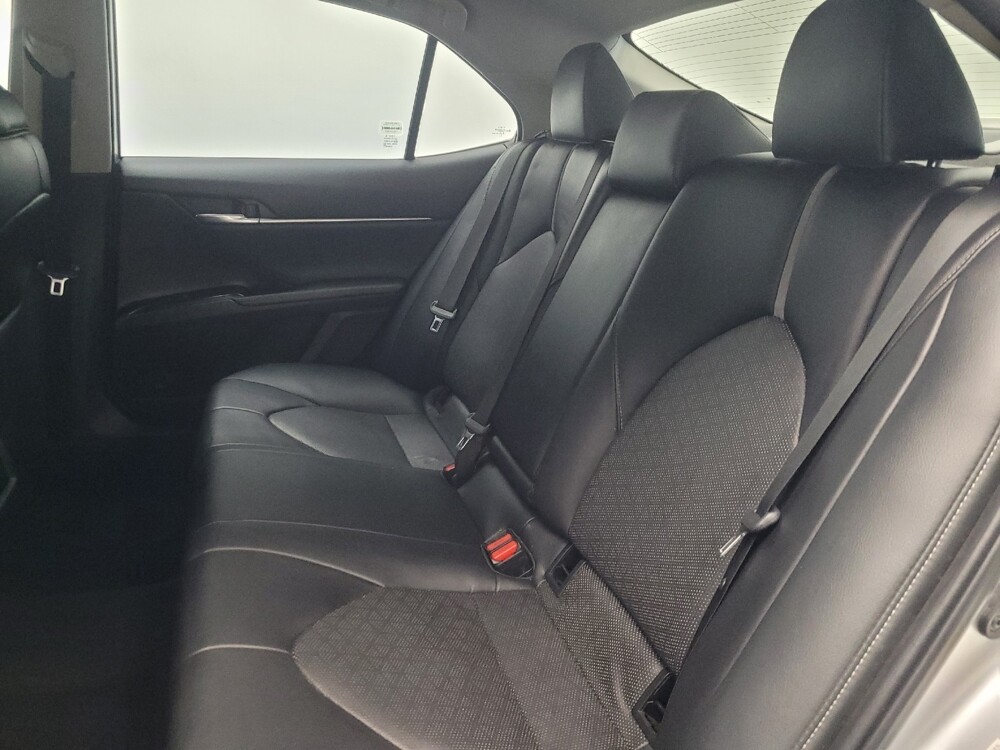 2019 Toyota Camry in Highland, IN 46322 - 18086221 18