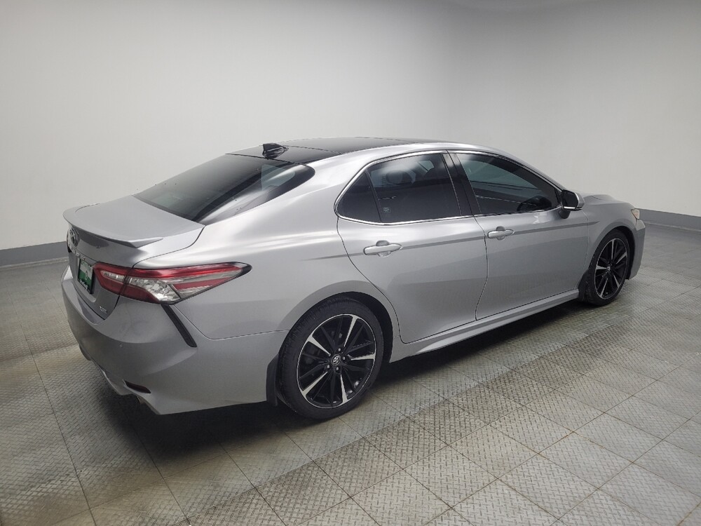 2019 Toyota Camry in Highland, IN 46322 - 18086221 10