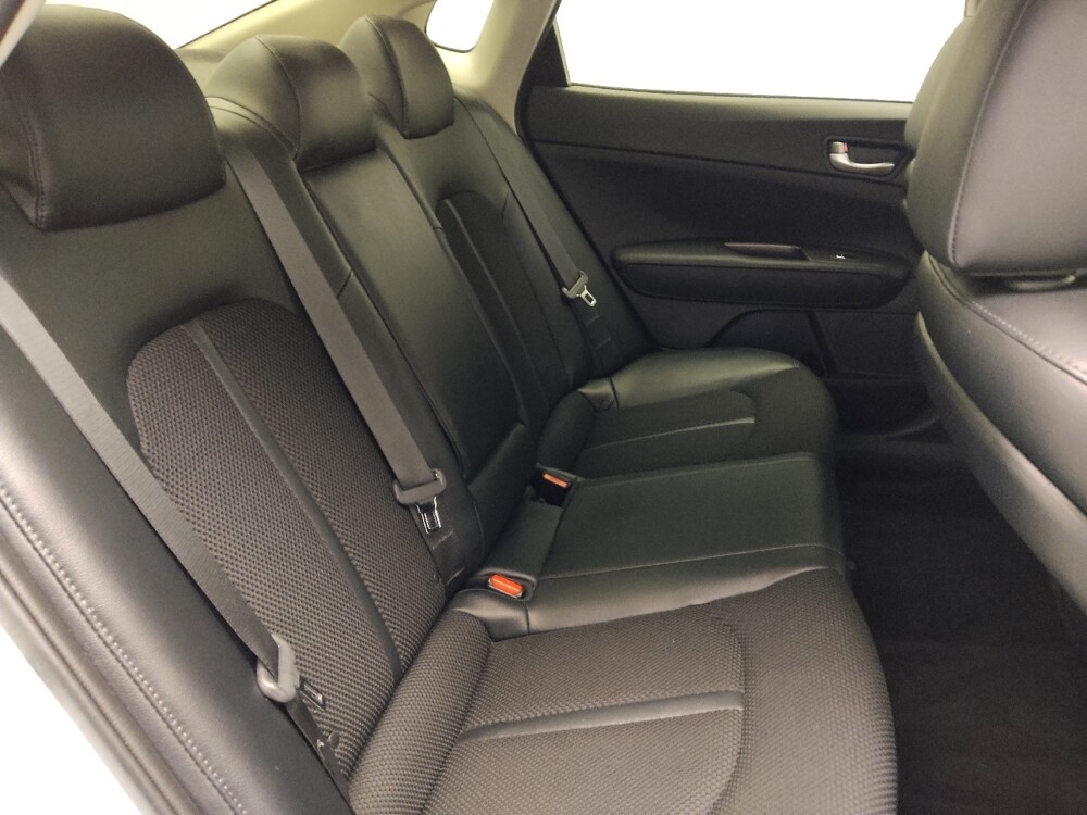 2019 Kia Optima in Macon, GA 31210 - 18086224 19