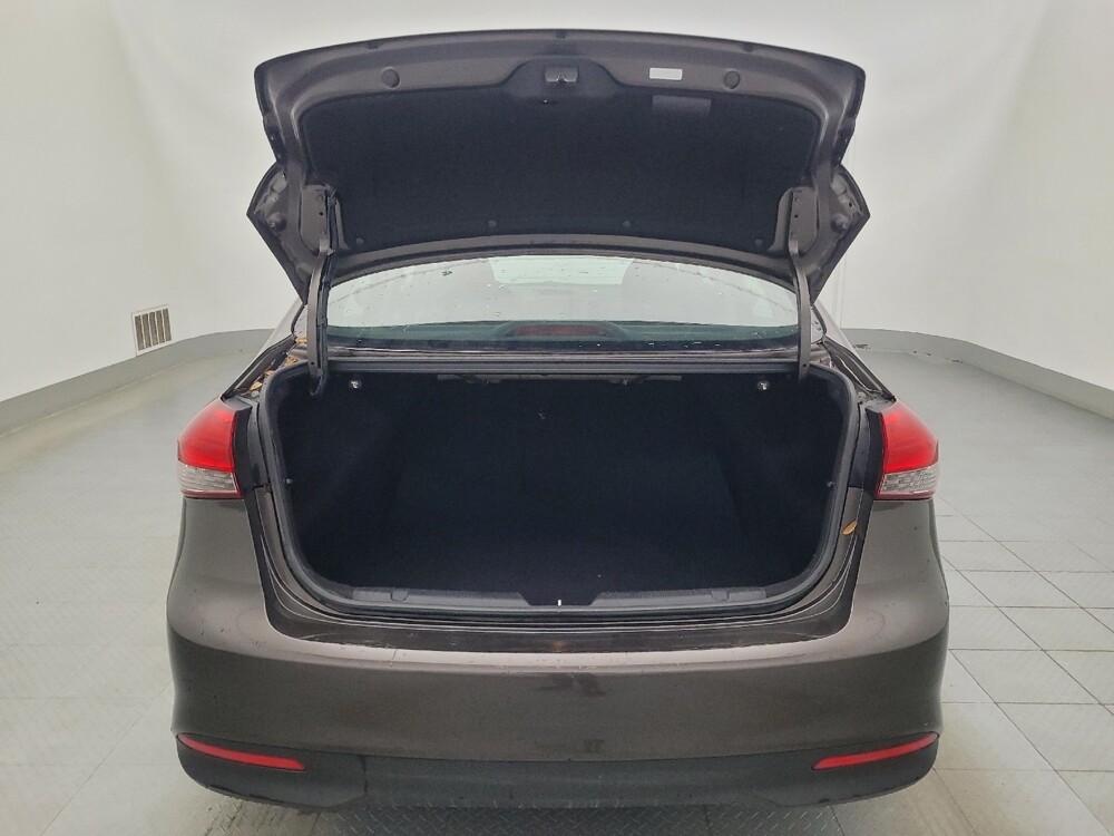 2017 Kia Forte in Lakeland, FL 33815 - 18086227 29