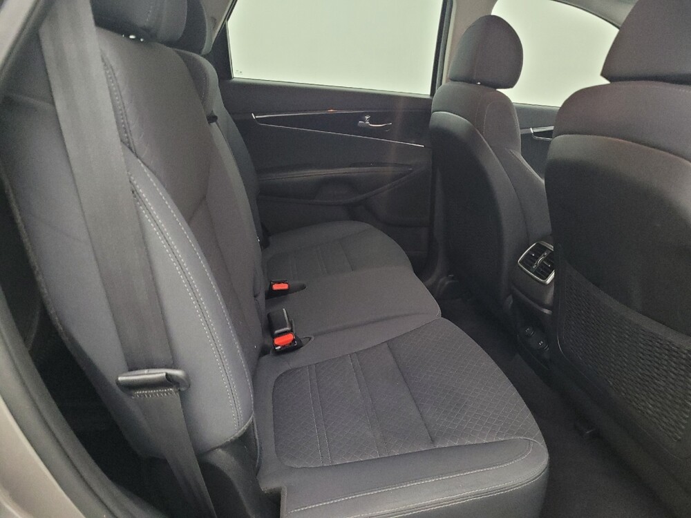 2018 Kia Sorento in Tallahassee, FL 32304 - 18086229 19