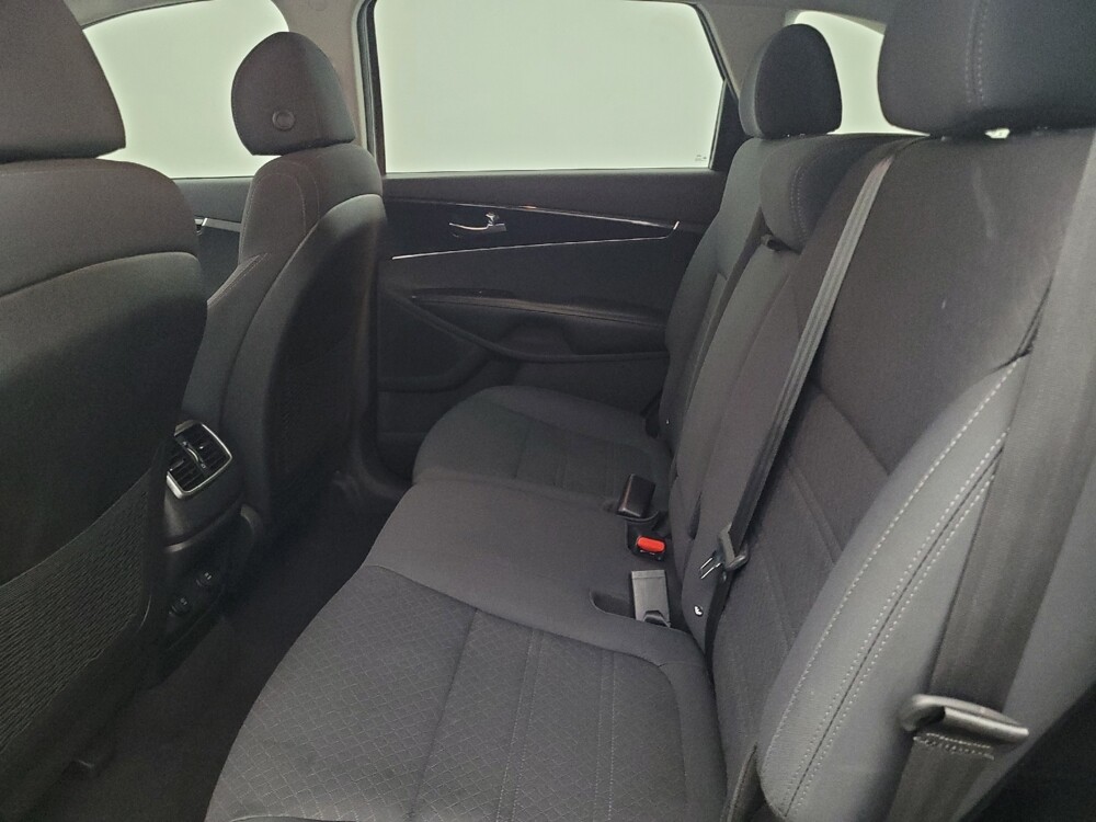 2018 Kia Sorento in Tallahassee, FL 32304 - 18086229 18