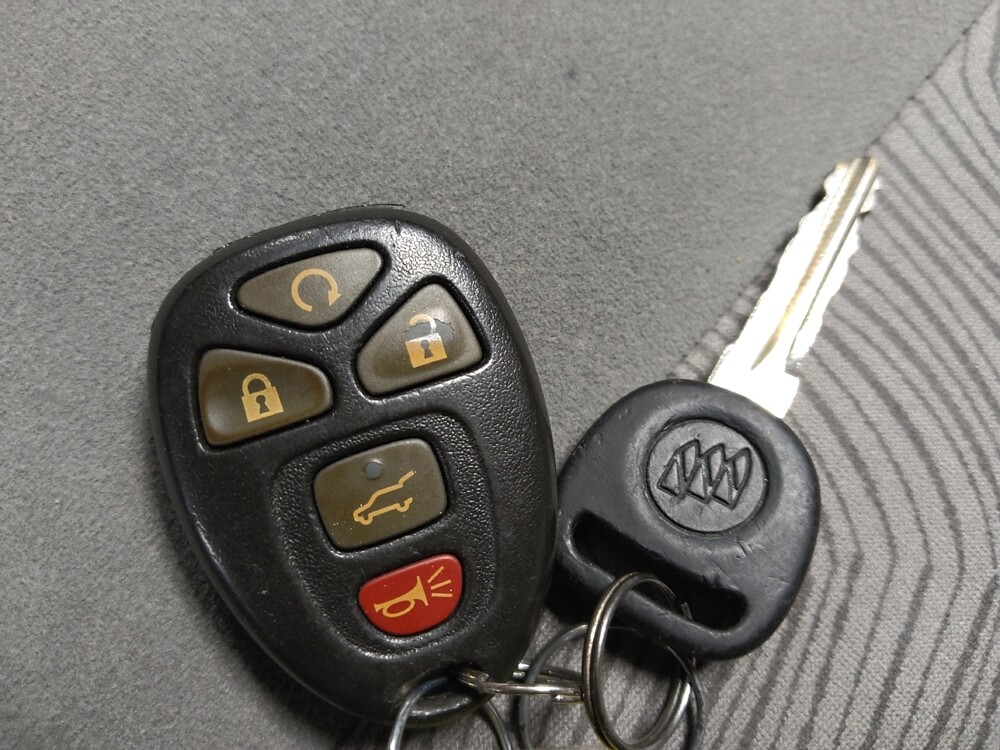 2017 Buick Enclave in Tampa, FL 33612 - 18086232 32